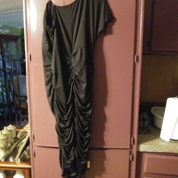 Dress - Picture 3 of 7